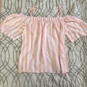 👗HP👗NY&CO off the shoulder shirt